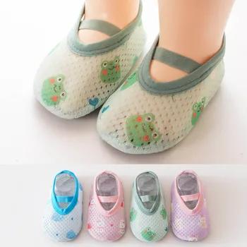 Обувь для девочек с рисунком персонажей мультфильмов для маленьких мальчиков и девочек, теплая обувь для малышей, домашние носки в пол, нескользящая повседневная обувь для малышей